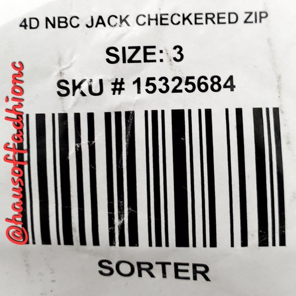 TORRID Jack Skellington NMBC Zip Front Hoodie! NWT! - Picture 9 of 9